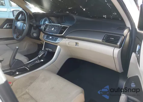 2015 Honda Accord Lx z USA, uszkodzony, nr VIN 1HGCR2F34FA228913